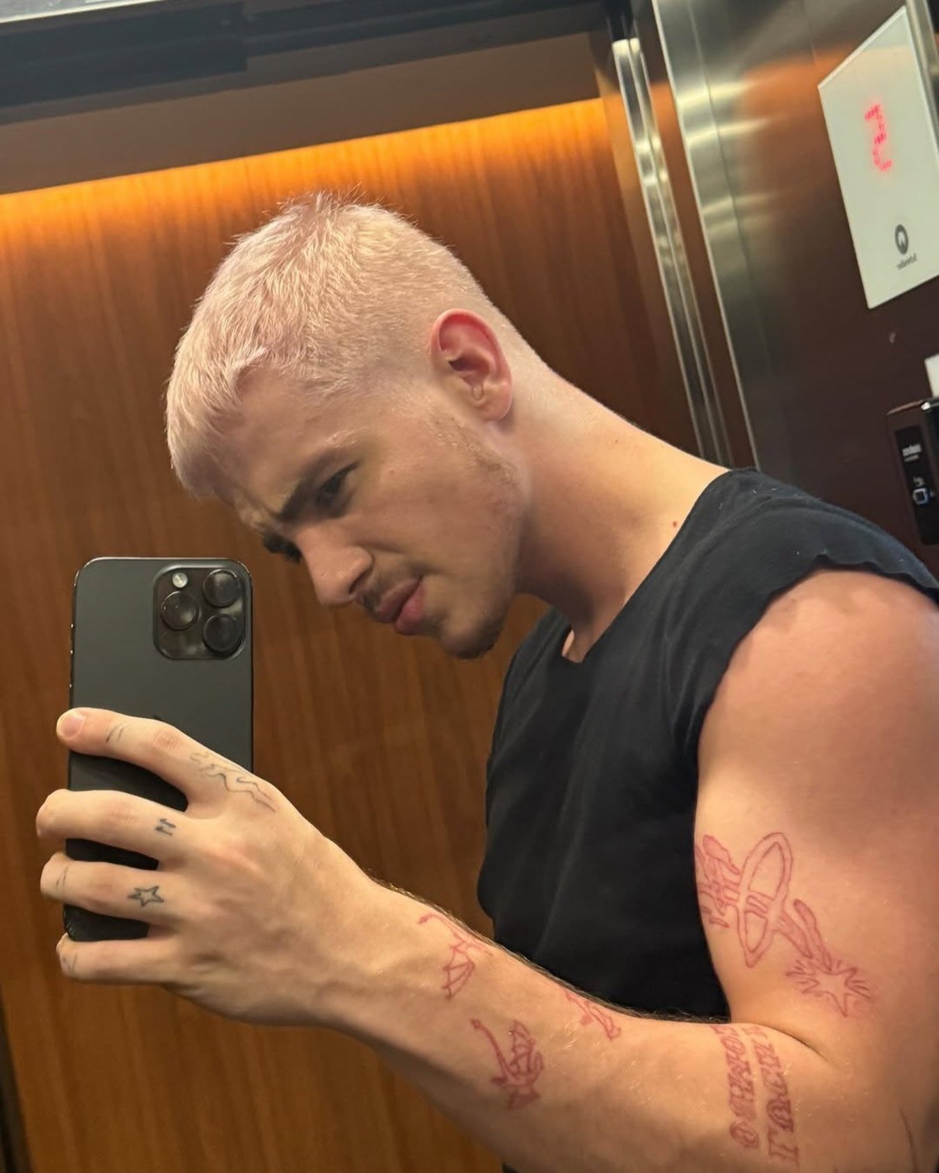 Juliano Floss Estreia Novo Visual E Deixa Internautas Eufóricos