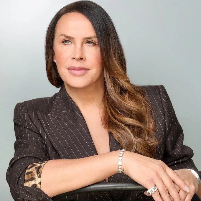 Karla Sofía Gascón Critica Representatividade No Oscar Em Post Antigo