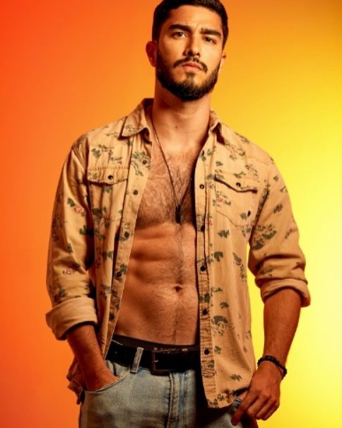 Leo Bittencourt Surge Super Saboroso Em Novas Fotos E Agita A Internet