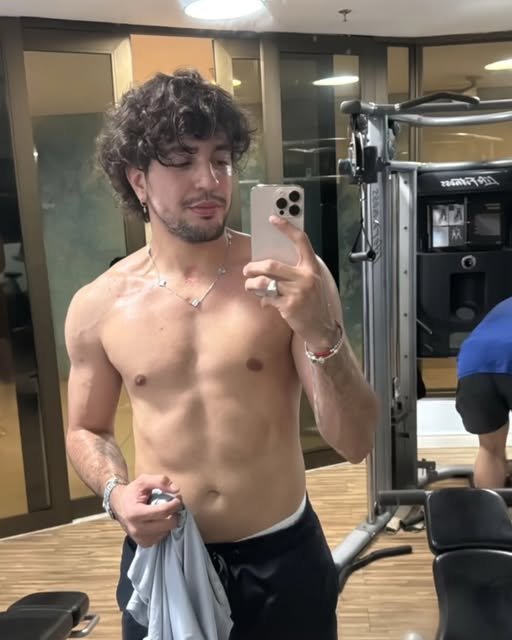 Nattanzinho Solta O Biscoito E Encanta A Web