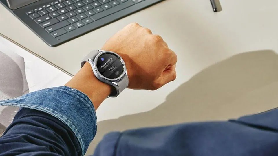 Samsung Watch Will Let You Control Your TV With Gestures