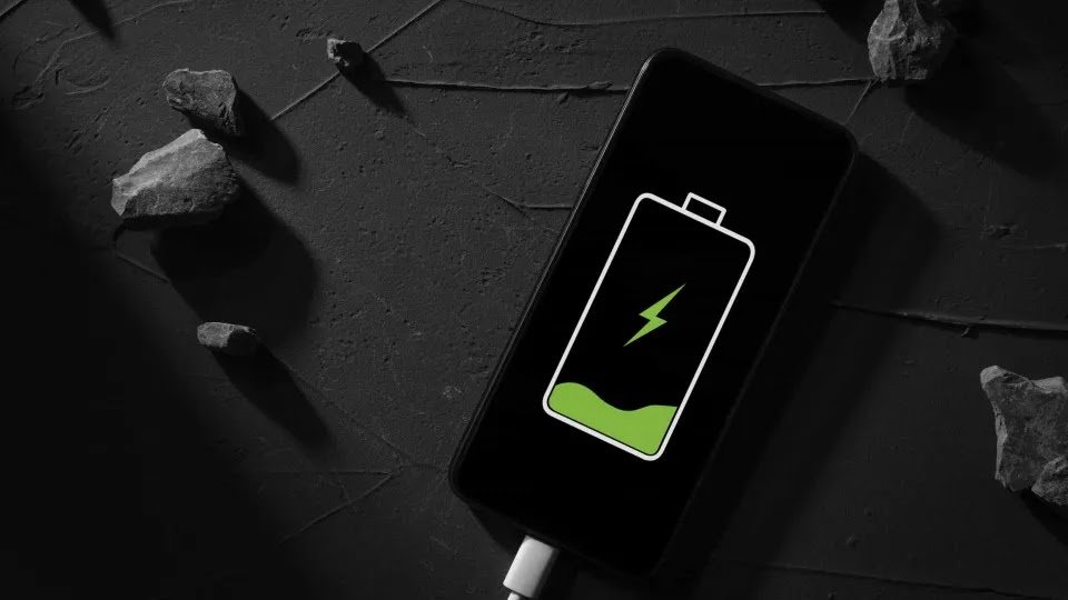 Samsung and Apple Want Cell Phones with (Even) Bigger Batteries