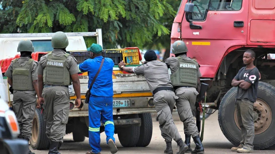 Traffic Restricted On The Main Road Between Maputo And South Africa