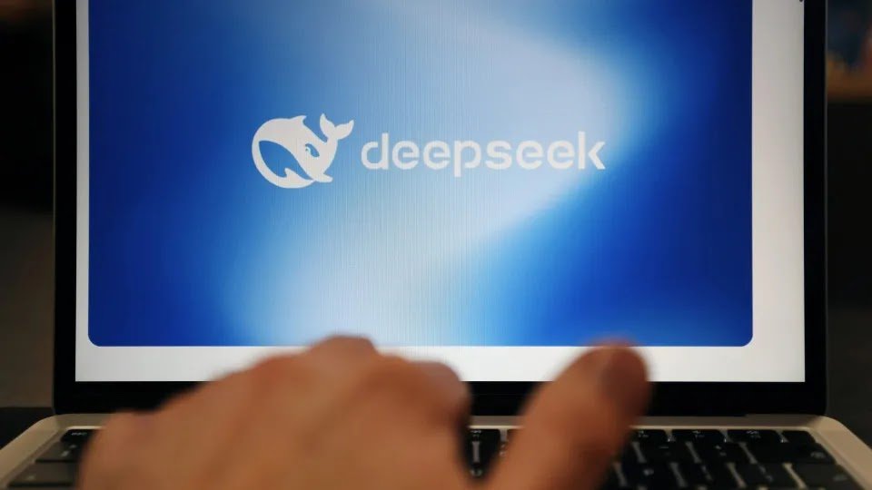 South Korea Says DeepSeek Sends Data to TikTok Owner