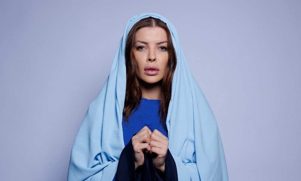 Jaquelline Fala Sobre Desafio No Teatro