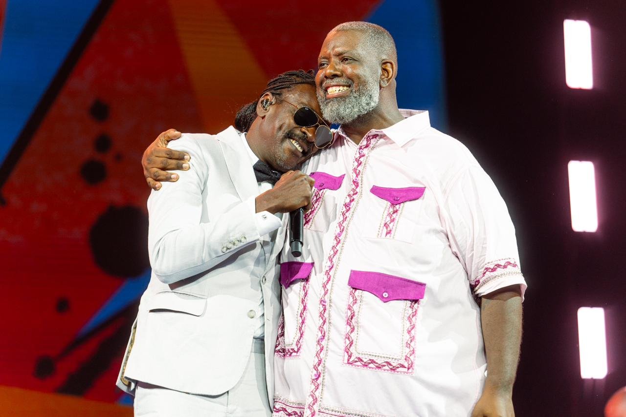 “Boca Louca”: Péricles E Seu Jorge Relembram Sucesso De Branca Di Neve