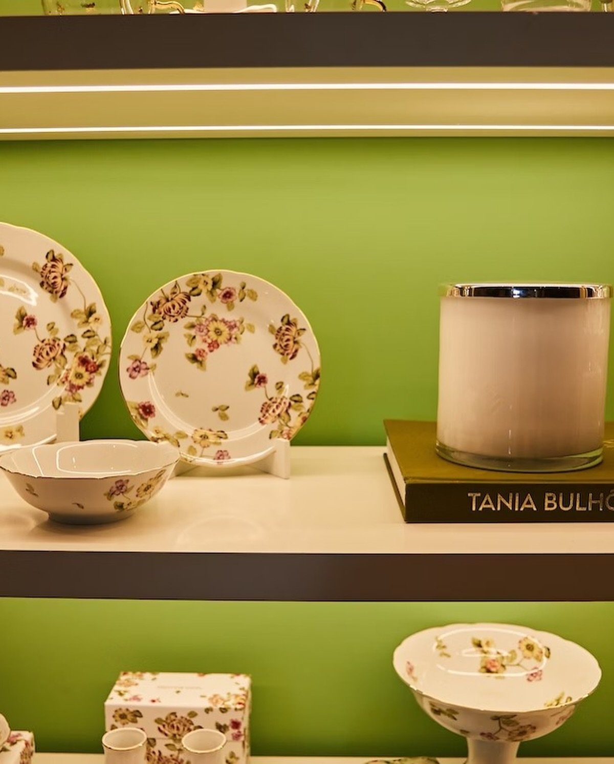 As Xícaras Da Marca De Luxo Tânia Bulhões Se Tornaram Centro De Uma Polêmica Nas Redes Sociais