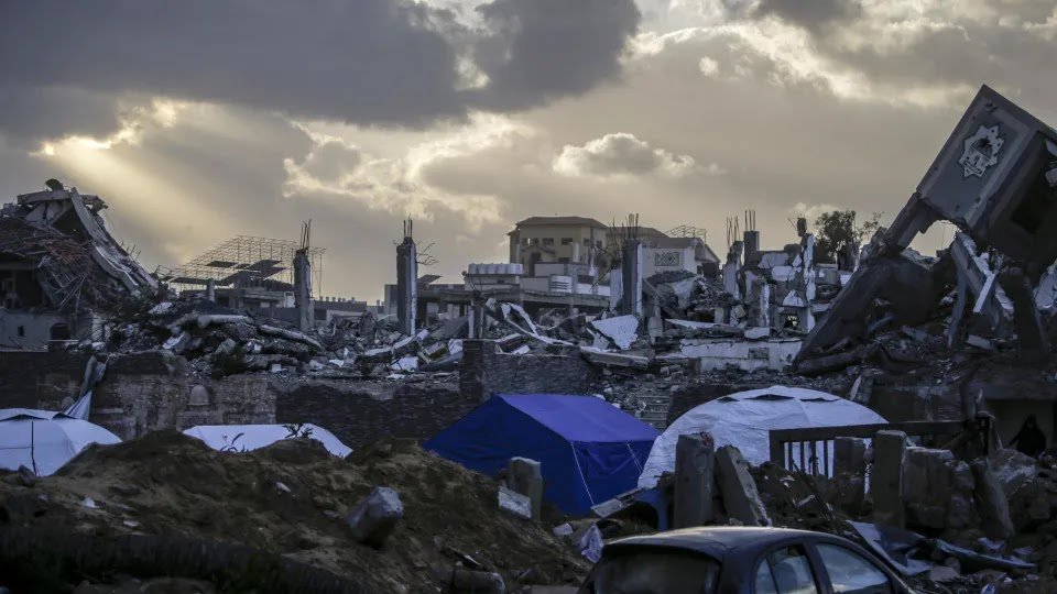 Israeli Attacks on Gaza Strip Kill 43 More People