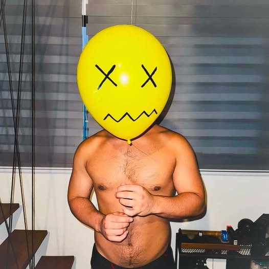 Bruno Gadiol Surge Com “Corpinho De Papai” Na Capa De “Tóxico”