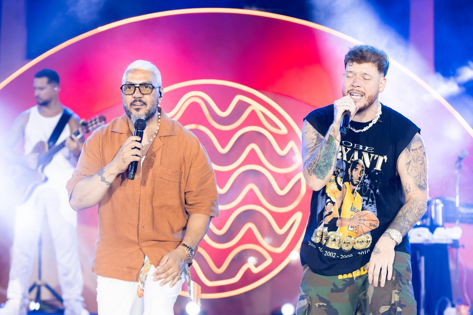 Ferrugem e Belo Lançam Versão Ao Vivo Emocionante de 'Me Bloqueia'