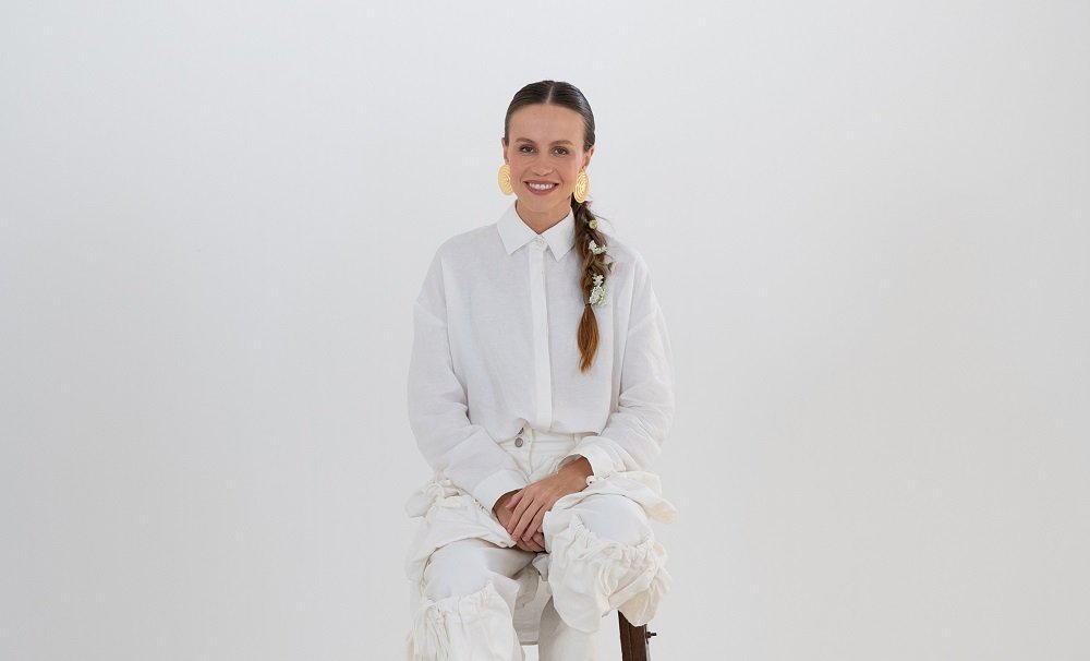 Marina Gold Relembra Memórias e Momentos em Família no Novo EP; Ouça “Anemoia”