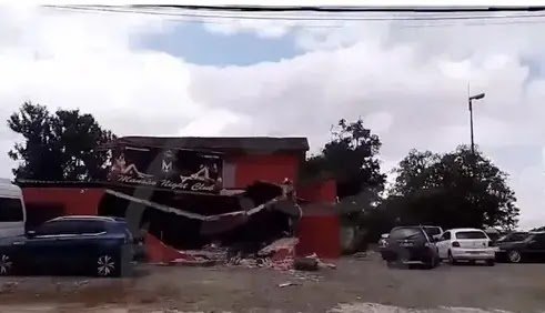 Motorista de App Surta e Destrói Boate Após Rejeição de Garota de Programa