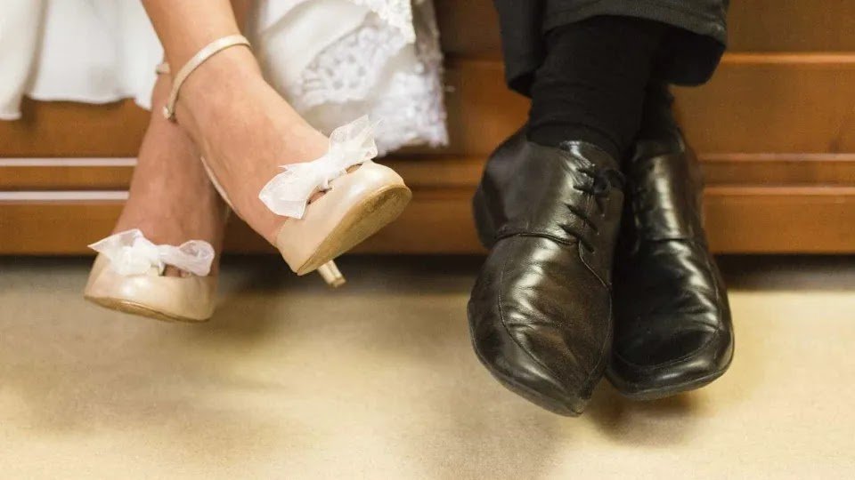 Bride Chooses Stepfather to Walk Her Down the Aisle – Father Opens Up