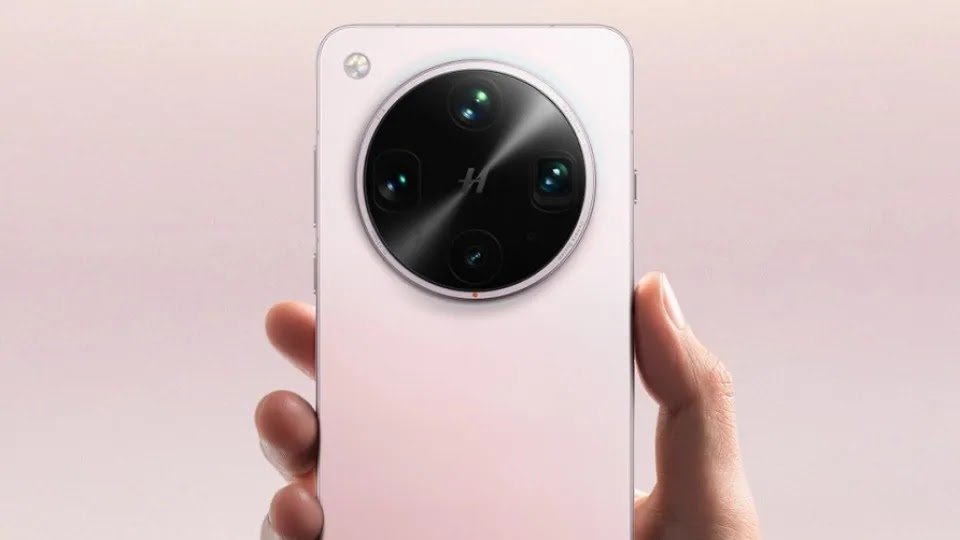 Oppo Reveals Official Images of Its Upcoming Smartphones