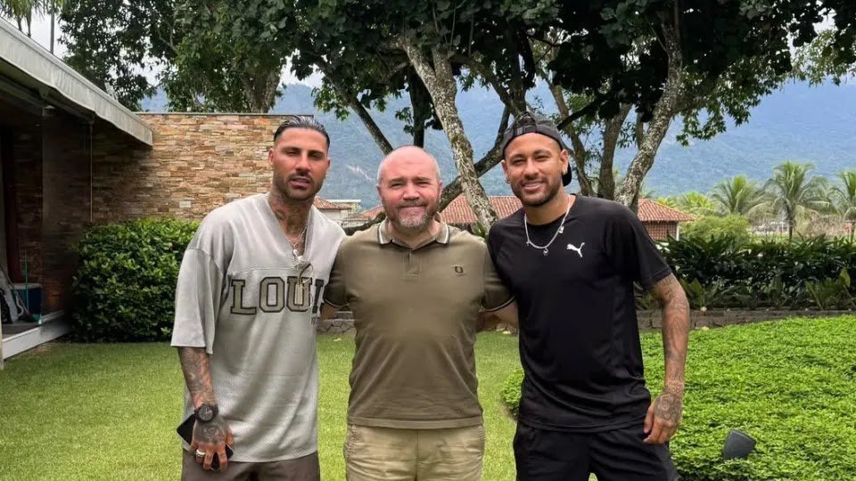 Ricardo Quaresma Marks Meeting With "Boy Neymar"