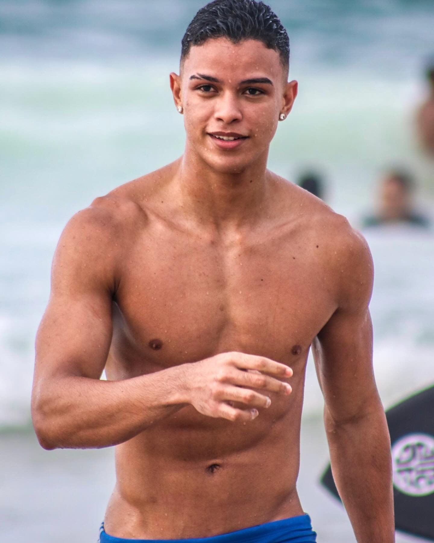 Machdove Está Sendo Acusado Por Internautas De Homofobia No Rancho Do Maia