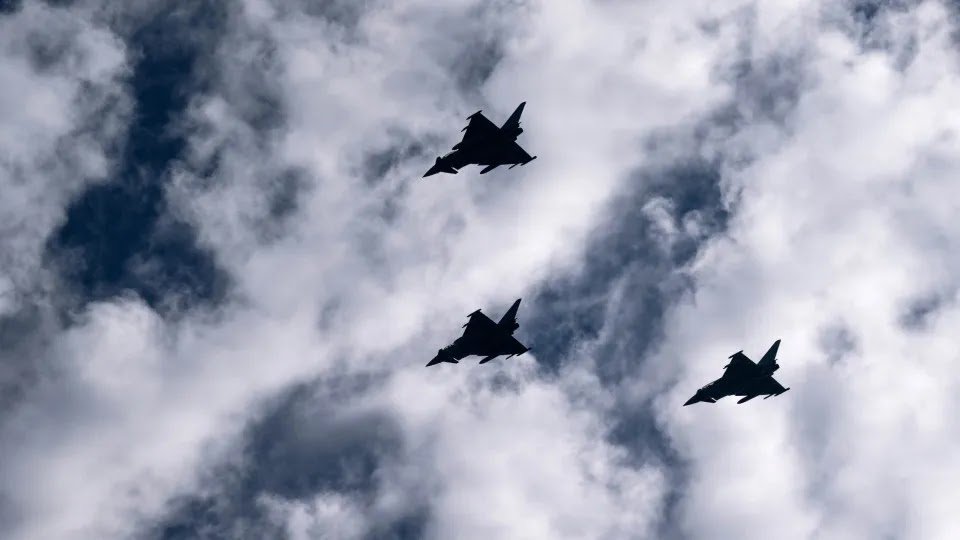 British Fighter Jets Intercept Russian Planes Near NATO Airspace