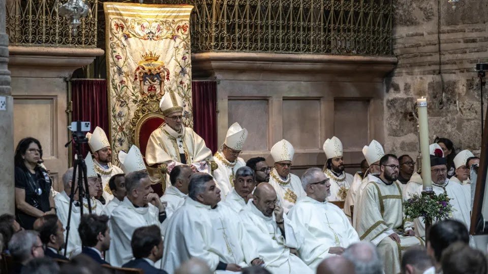 Christians bid farewell to Francis with Mass in Jerusalem