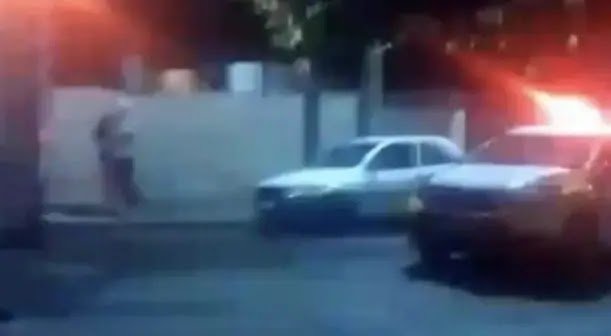 Homem É Preso Após Incendiar Casa Com Familiares Dentro