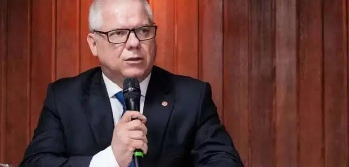 Presidente Do INSS É Afastado Após Operação Da PF Que Apura Desvios Bilionárias