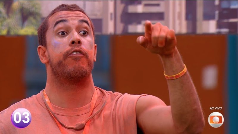 BBB 25: Maike e Vinicius Se Envolvem em Barraco Ao Vivo no "Sincerão"