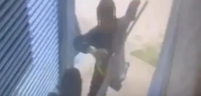 Adolescente Ataca Jovem com Facão por Dívida de R$ 30: Caso Chocante de Violência Juvenil