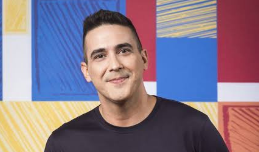 André Marques Anuncia Morte do Pai e Comove com Homenagem Emocionante nas Redes Sociais