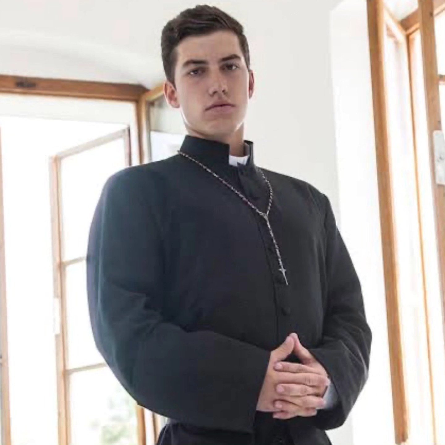 Explosivo! Ex-Seminarista Revela a Prevalência da Homossexualidade na Igreja Católica e Abala os Bastidores da Fé