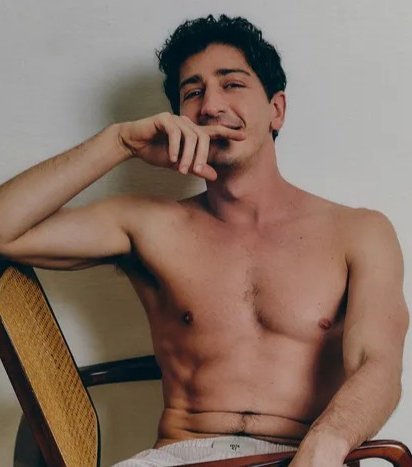 Johnny Massaro Revela: “Escondi Minha Sexualidade Para Trabalhar”