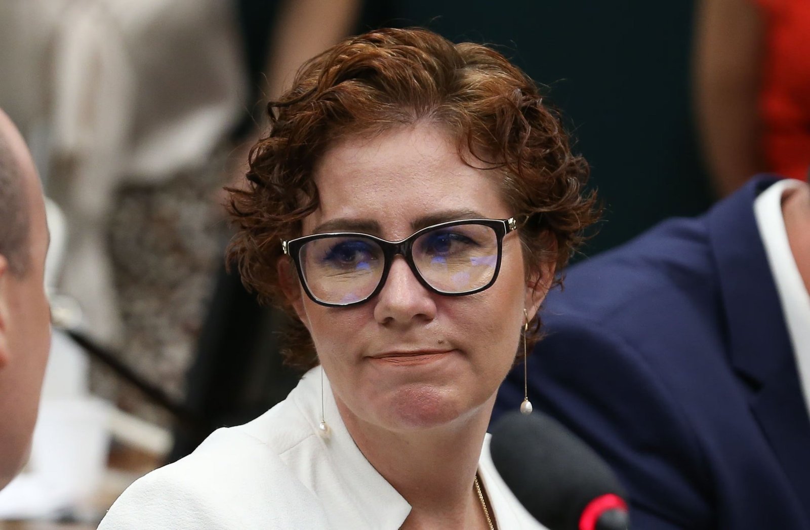 STF Emite Ordem de Prisão Contra a Deputada Federal Carla Zambelli (PL-SP): Caso Abala o Cenário Político