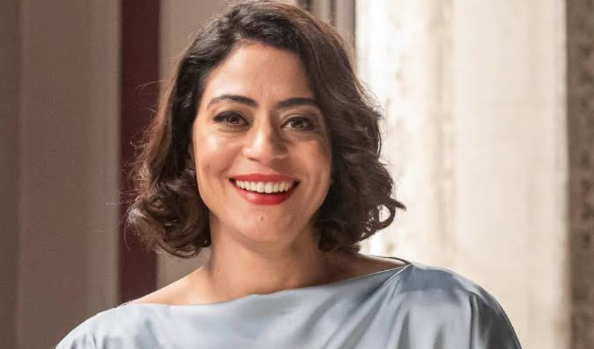 Carol Castro Exibe Proposta Indecente Recebida nas Redes Sociais: “Pega Esse Dinheiro e Doa, Por Favor”