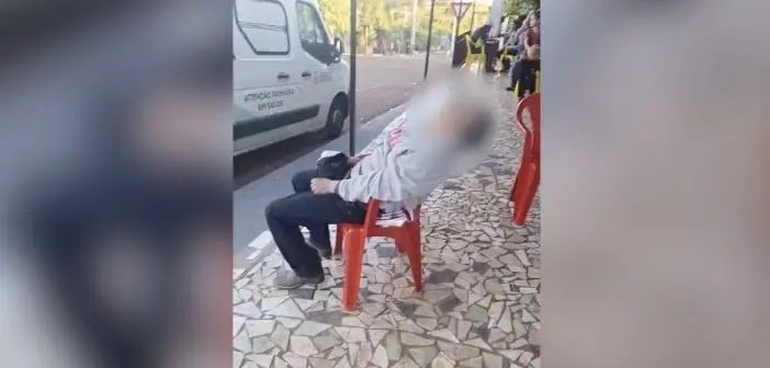 Homem Morre Sentado em Bar no Paraná e Cena de Indiferença Viraliza com Revolta Geral