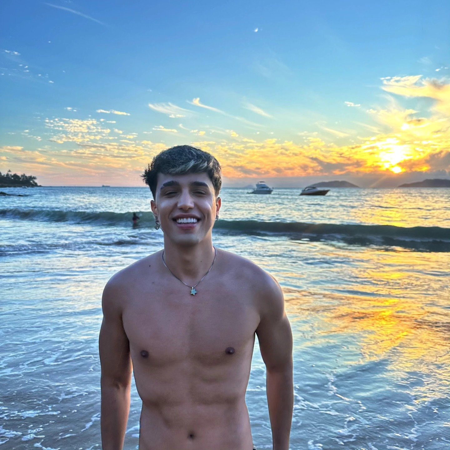 O Youtuber Gregory Kessey!