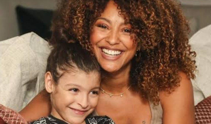 Sheron Menezzes Encanta Web ao Compartilhar Fim de Semana Mágico com o Filho