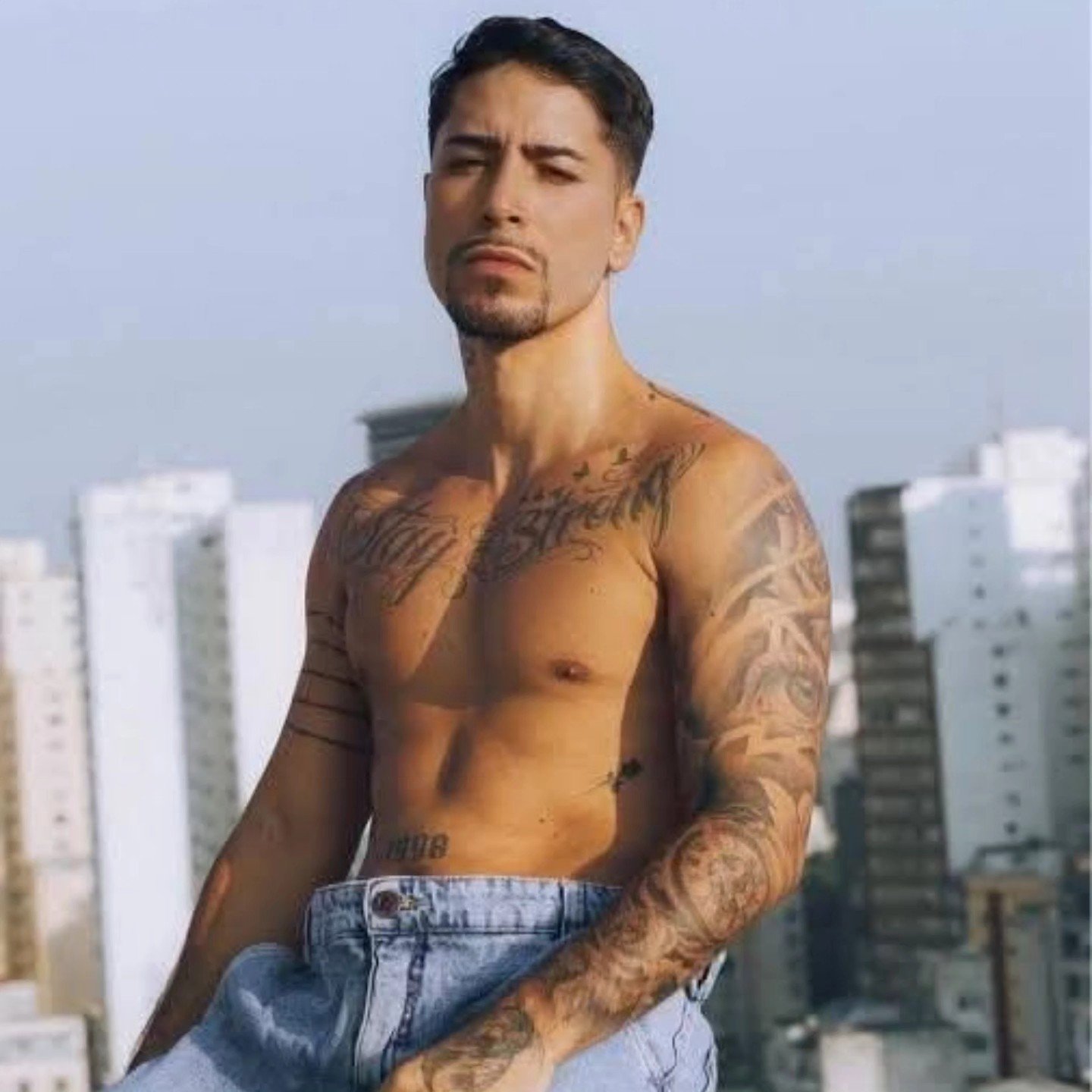 Bruno Paz Anuncia Fim da Carreira no Conteúdo Adulto e Vai Encerrar Plataformas