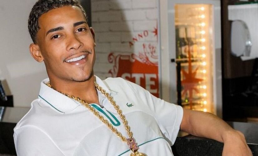 De Volta Com Tudo! MC Poze Recupera Jóias Apreendidas Pela Polícia Civil e Celebra Nas Redes