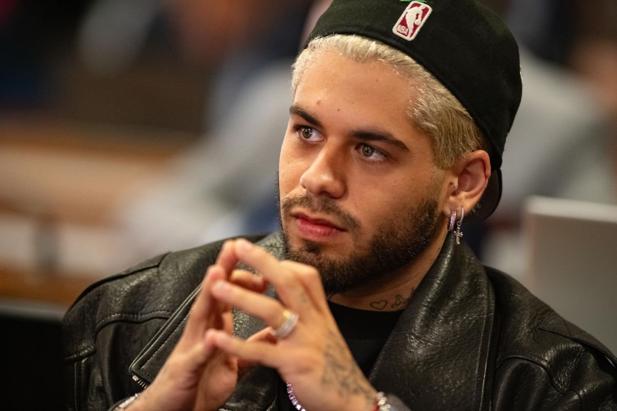 Zé Felipe Quebrou o Silêncio Sobre Suposta Traição à Virgínia com Bailarina!