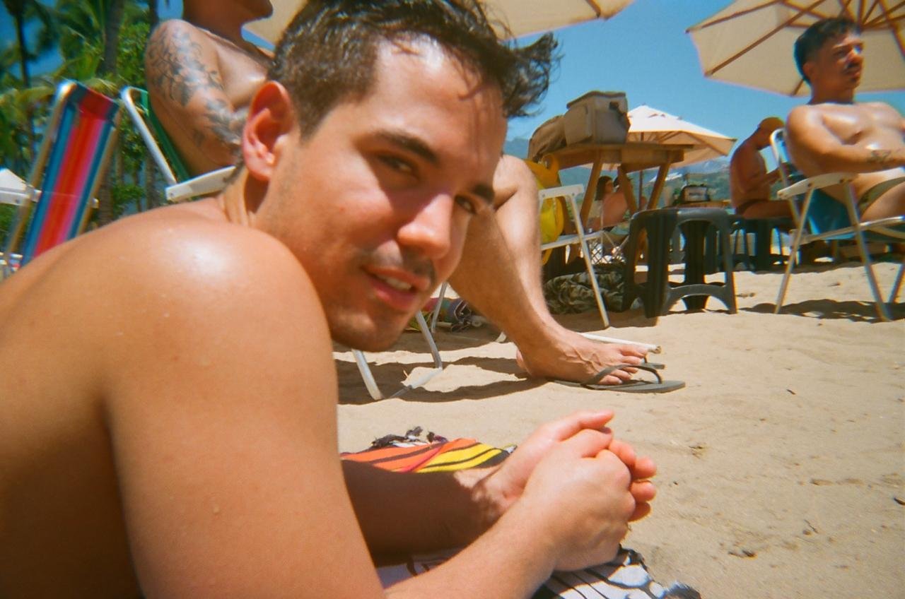 Bruno Gadiol Lança A Sensível 'Coisas Triviais' E Assina Direção Do Clipe: Uma Obra Autoral Do Começo Ao Fim