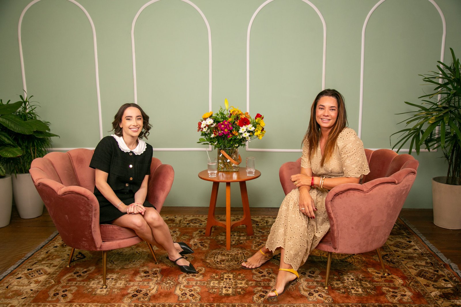 Amandha Lee revela bastidores de "Vidas em Jogo" e superação no podcast "Que Não Saia Daqui"