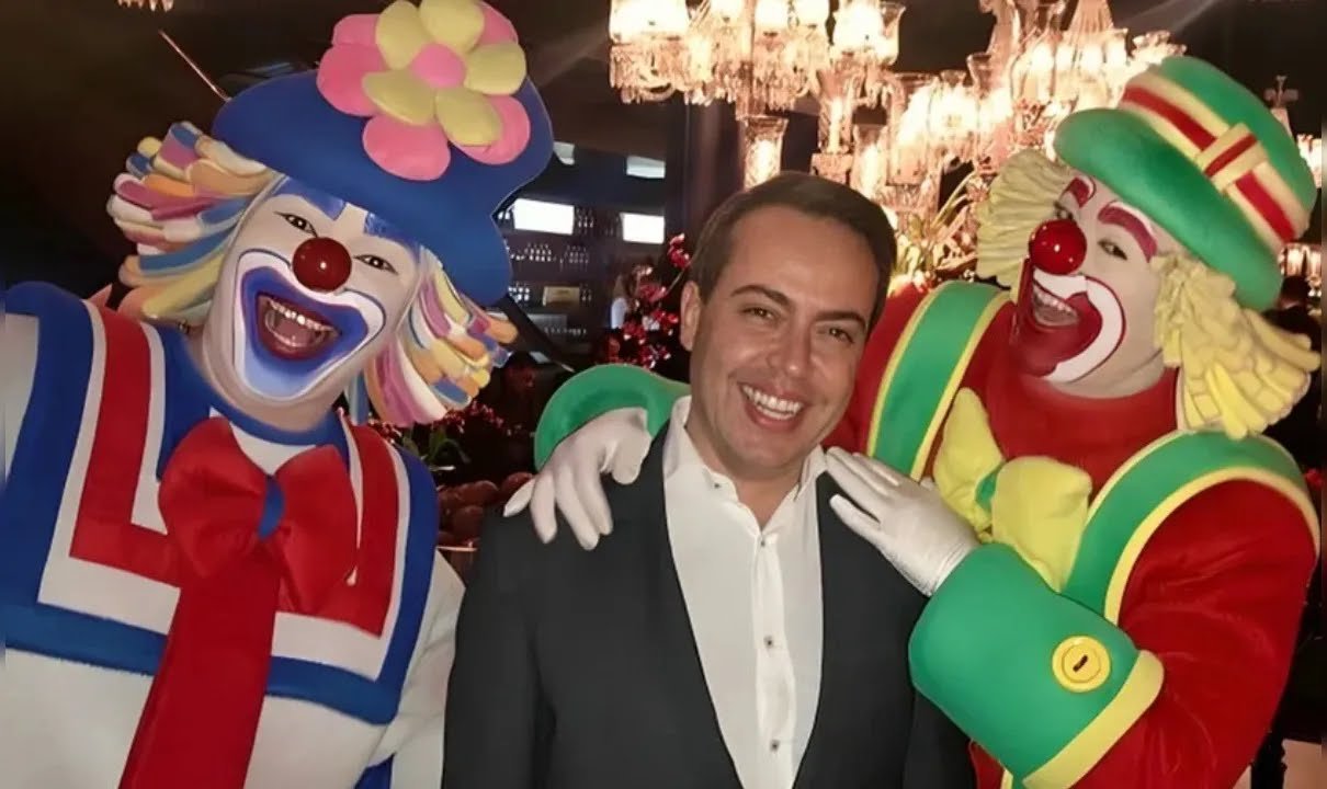 Criador de Patati Patatá Substitui Sobrinho de Silvio Santos como Superintendente no SBT