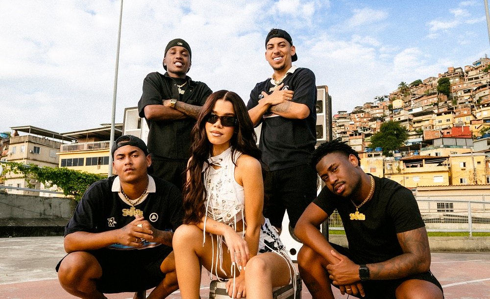 Os Quebradeiras E Tília Se Unem Em “Fica De Quatro”: Mistura Explosiva De Pop E Ritmo Urbano