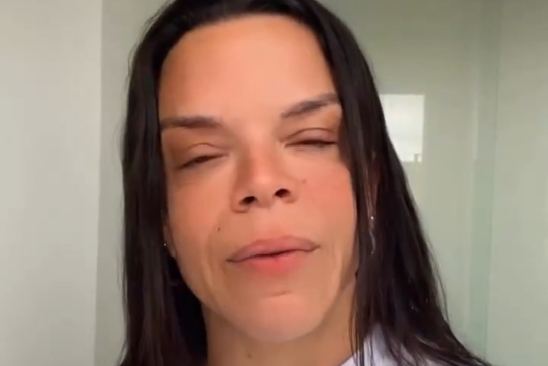 Carol Vaz, Personal Das Celebridades, É Demitida De Academia E Faz Desabafo Público