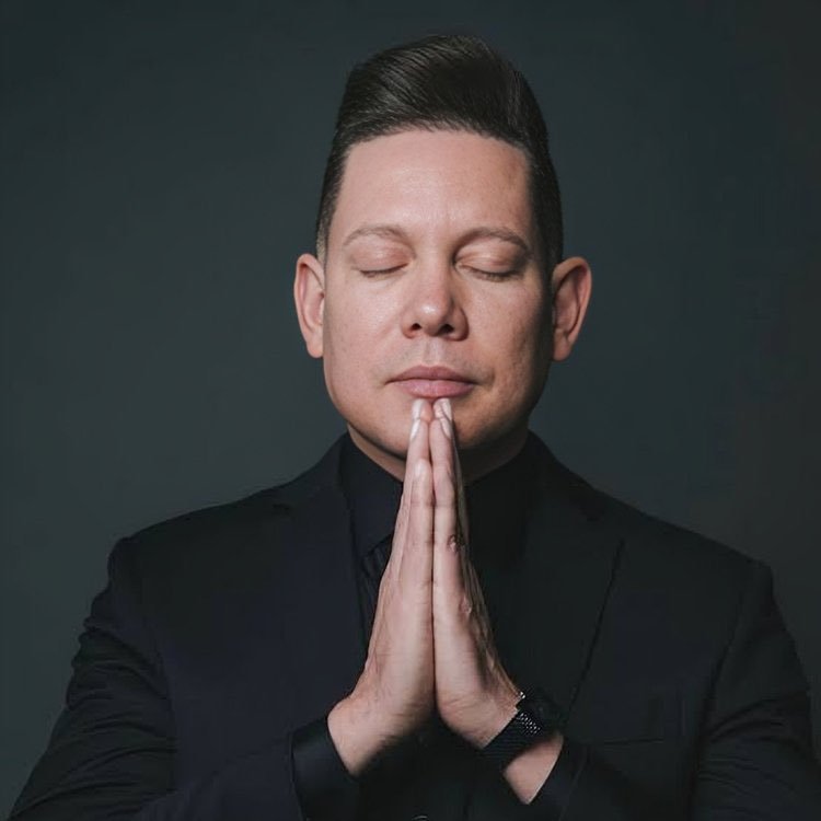 Canal do Bispo Bruno Leonardo Bate 59 Milhões e Gera Polêmica: Inscrições Automáticas?