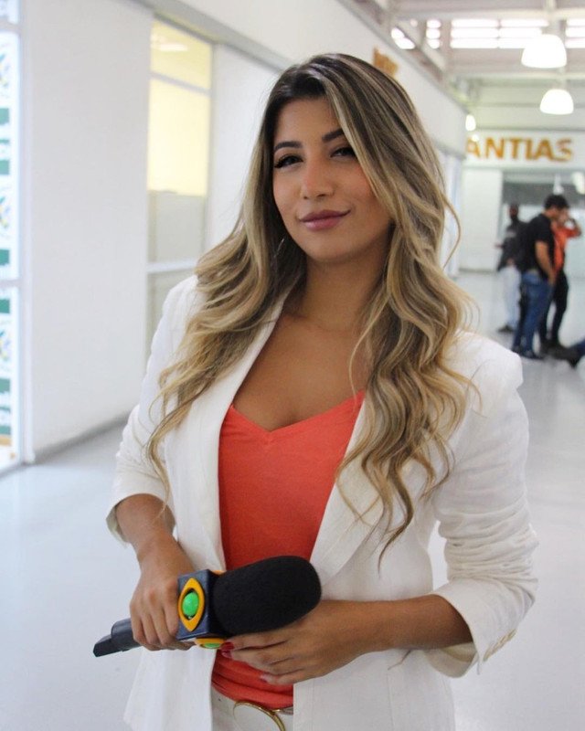 Repórter da Band Clara Nery é Furtada em Frente à Emissora no Rio