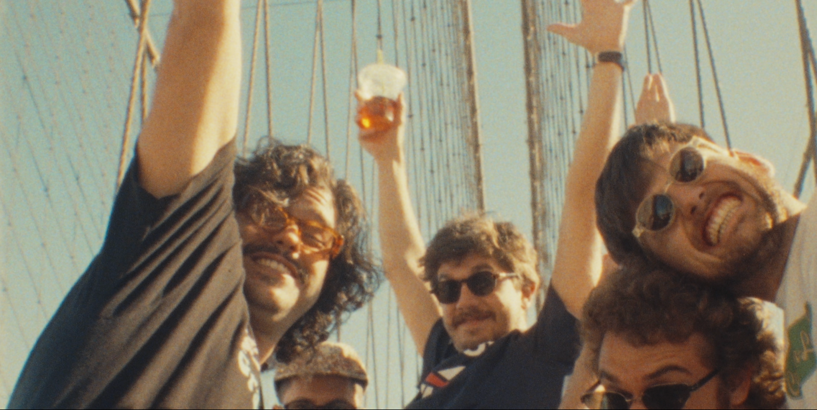 Jovem Dionísio Surpreende com Novo Single "Não Pense" – Letra Promete Virar Hino dos Corações Partidos