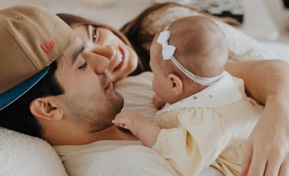 Luan Santana e Jade Magalhães Celebram 7 Meses da Filha Serena com Festa Fofo e Registro Emocionante