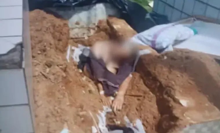 Chocante: Corpo É Encontrado Sentado Sobre Túmulo Em Cemitério No Recife