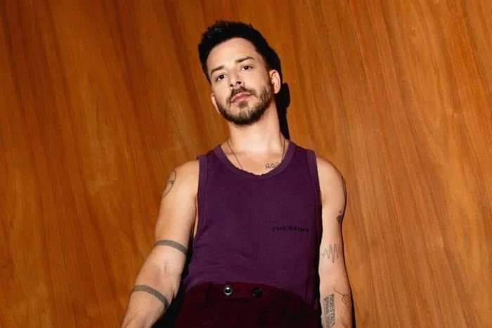 Junior Lima Desabafa: 20 Anos de Terapia por Boatos Sobre Sexualidade