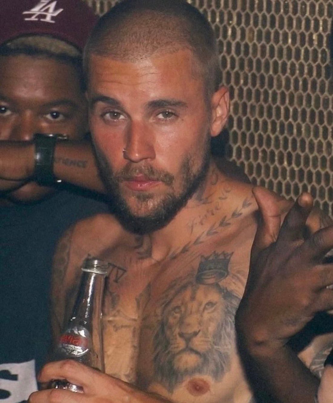 Justin Bieber’s Shocking New Squad Worries Fans