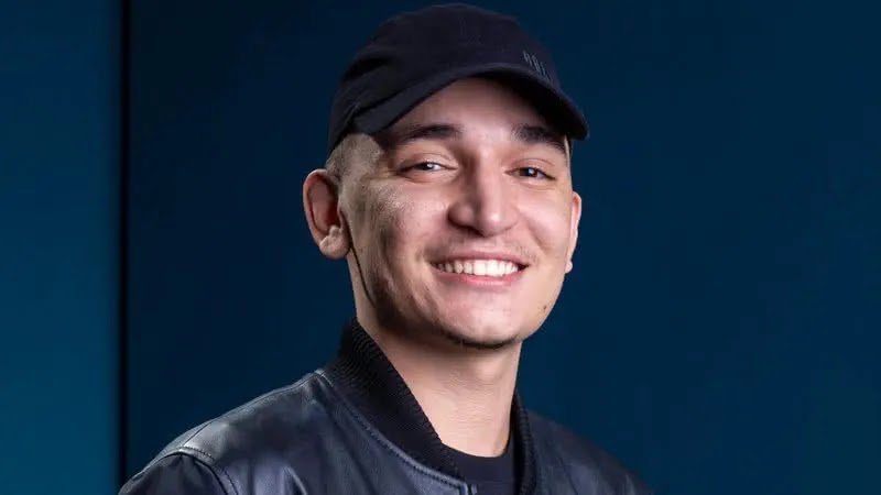 João Gomes Passa por Cirurgia na Língua e Tranquiliza Fãs